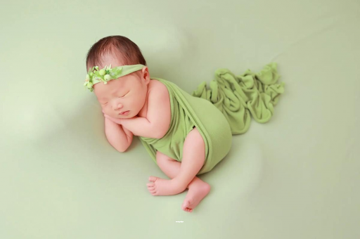 日照宝宝下眼袋发青的原因 日照宝宝下眼袋发青的原因