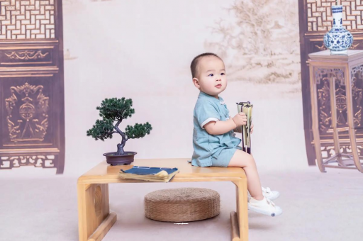 日照宝宝吃迷糊奶如何纠正